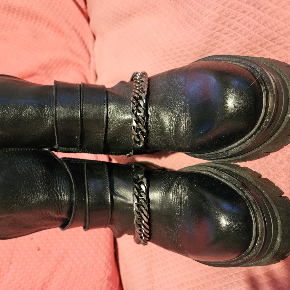 Steve Madden Black Boots with Chain Accent